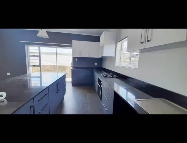 2 BEDROOM HOUSE RENTED IN LOVEMORE HEIGHTS